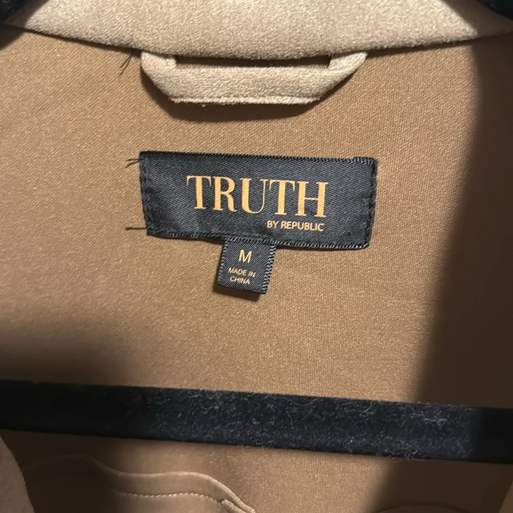 Light brown button up - size Large Medium, Truth by Republic - Picture 2 of 6